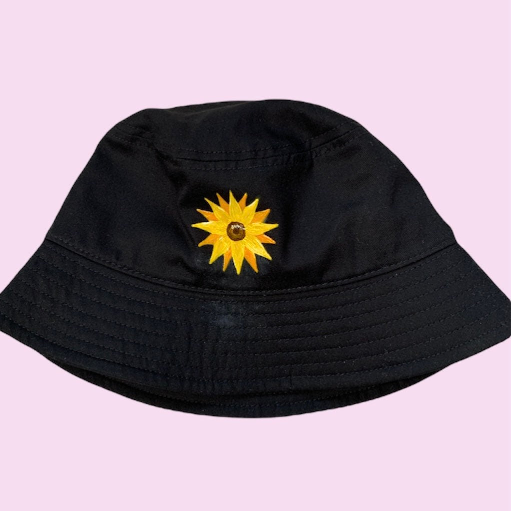 Sunflower Bucket Hat, Custom Painted Bucket Hat, Personalised Sun Hat,  Black Fishermans Hat, Sunflower Gift, Summer Fashion, Customised Gift –  EmAttemptsArt